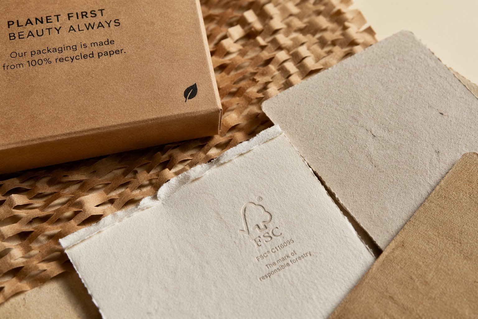 custom cosmetic packaging